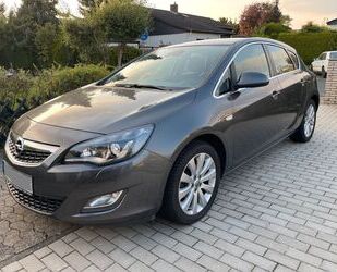 Opel Opel Astra INNOVATION 140 PS Bi-Xenon AGR-Sitz LRH Gebrauchtwagen