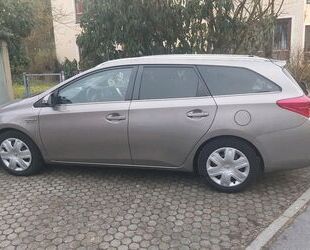 Toyota Auris Gebrauchtwagen