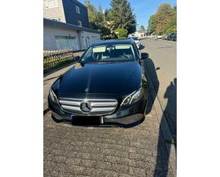 Mercedes-Benz Mercedes-Benz E 220 d T Autom. - Top Zustand / Ehe Gebrauchtwagen