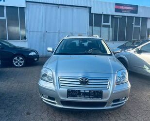 Toyota Toyota Avensis Kombi 2.0 Executive Gebrauchtwagen