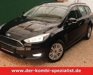 Ford Ford Focus Turnier 1.0 EcoB./ SHZ/ PDC/ Navi/ CarP Gebrauchtwagen