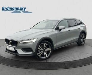 Volvo Volvo V60 B4 CC Plus AWD/Leder/Navi/LED/AHK/Kam/19 Gebrauchtwagen