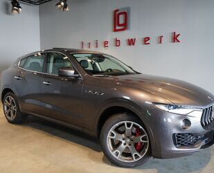 Maserati Maserati Levante 3.0 V6 SQ4-Pano-BRD-FZG-U-frei-2H Gebrauchtwagen