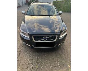 Volvo Volvo V70 D5 AWD RDesign Geartronic RDesign Gebrauchtwagen