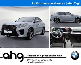 BMW BMW iX2 xDrive30 M Sportpaket Panorama Head-Up AHK Gebrauchtwagen