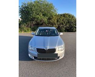 Skoda Skoda Superb 2.0 TDI 125kW DSG *Standheizung* Gebrauchtwagen