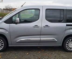 Toyota Toyota PROACE CITY 1,2-l-Turbo 81kW L1 Schuttle Gebrauchtwagen