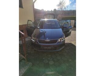 Skoda Skoda Fabia 1.2l TSI 66kW Ambition Combi Ambition Gebrauchtwagen