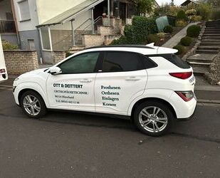 Hyundai Hyundai 3 x Kona Trend ELEKTRO 150kW Select-Paket Gebrauchtwagen