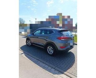 Hyundai Hyundai Tucson blue 1.7 CRDi Classic 2WD Classic Gebrauchtwagen