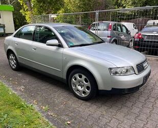 Audi Audi A4 Lim. 2.0 TÜV+Bremsen+Kupplung+Federn Neu Gebrauchtwagen