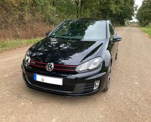 VW Volkswagen Golf VI 2.0 TSI GTI Bi-Xenon/TEMP/SHZ/2 Gebrauchtwagen