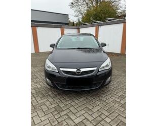 Opel Opel Astra 1.4 150 Jahre Opel 74kW 150 Jahre Opel Gebrauchtwagen