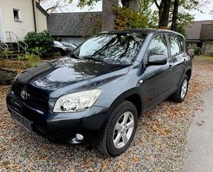 Toyota Toyota RAV4 4X4 Executive AUTOMATIK KLIMA LEDER 8 Gebrauchtwagen