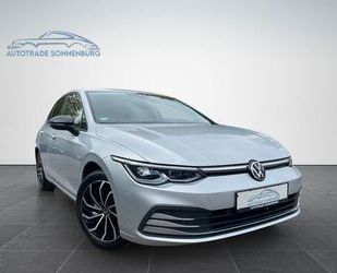 VW Volkswagen Golf VIII Lim. Active/NAVI/LED/AHK/ACC Gebrauchtwagen