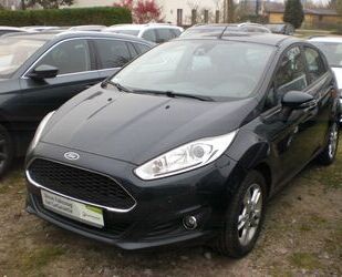 Ford Ford Fiesta 1,0 Celebration 80 PS FSH PDC SHZ Gebrauchtwagen