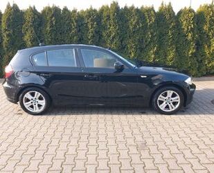 BMW BMW 118 Baureihe 1 Lim. 118d AUT /LIFTING/ Gebrauchtwagen