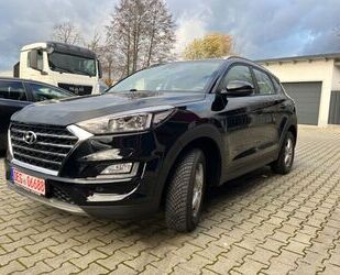 Hyundai Hyundai Tucson Trend 4WD Navi Gebrauchtwagen