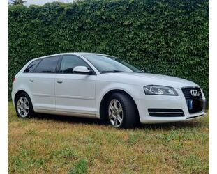 Audi Audi A3 1.8 TFSI Attraction Sportback Attraction Gebrauchtwagen