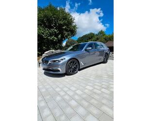 BMW BMW 520d Touring H&K,Pano,360°,Ahk... Gebrauchtwagen