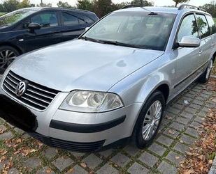 VW Volkswagen Passat Variant 1.6i rostfreier Zustand Gebrauchtwagen