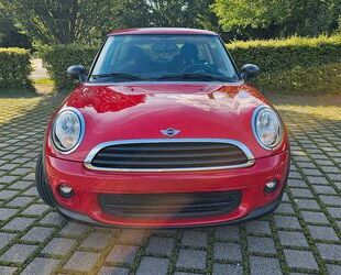 Mini MINI One R56 -TÜV-STEUERKETTE und KUPLUNG NEU Gebrauchtwagen