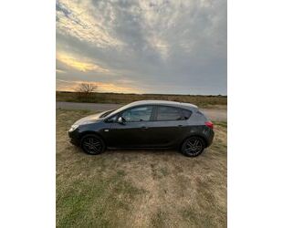 Opel Opel Astra J 1.4 Gebrauchtwagen