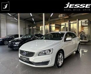 Volvo Volvo V60 D6 Twin Engine AWD Bi-Xenon Navi SHZ PDC Gebrauchtwagen