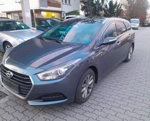 Hyundai Hyundai i40 cw blue Trend Gebrauchtwagen