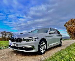 BMW BMW 530i xDrive Touring SHZ AHK Panorama 360 Grad Gebrauchtwagen