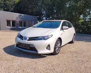 Toyota Toyota Auris Hybrid 1.8*Navi+R-Cam*SZH*Temp*SR+WR Gebrauchtwagen