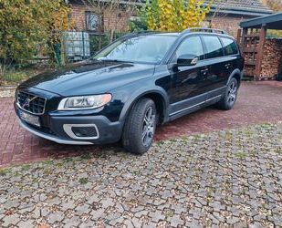 Volvo Volvo XC70 T6 AWD Geartronic Momentum Arztauto Gebrauchtwagen