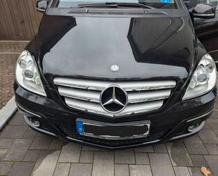 Mercedes-Benz Mercedes-Benz B 180 CDI - SEHR GUTER ZUSTAND TÜV 0 Gebrauchtwagen