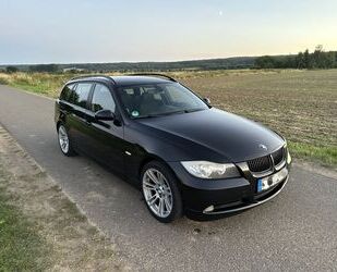 BMW BMW 318d Touring - 18zoll M Felgen Top Zustand Gebrauchtwagen