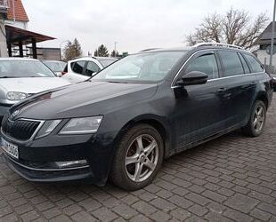 Skoda Skoda Octavia 2.0 Navi LED Klimatr Tempom 1.Hand T Gebrauchtwagen