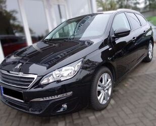 Peugeot Peugeot 308 SW Style RüKa Panorama Navi Gebrauchtwagen