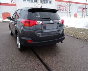 Toyota Toyota RAV 4 2,2-l-D-4D 4x4 Travel Automatik Trave Gebrauchtwagen