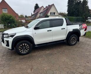 Toyota Toyota Hilux 2.8 GR Sport DoubleCab*elek.Rollo+JBL Gebrauchtwagen