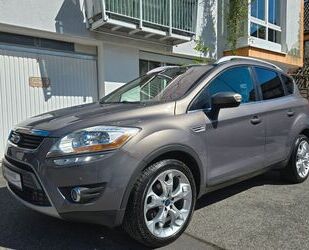 Ford Ford Kuga Titanium*PANORAMADACH*AHK*TEILLEDER Gebrauchtwagen