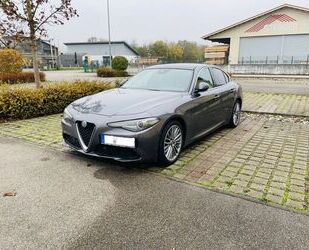 Alfa Romeo Alfa Romeo Giulia Super 2.0 Turbo 16V 147kW AT8 Su Gebrauchtwagen