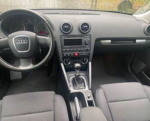 Audi Audi A3 2.0 TDI (DPF) S tr. Attraction Sportback . Gebrauchtwagen