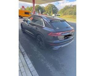 Audi Audi Q8 55 TFSI quattro tiptronic - Gebrauchtwagen