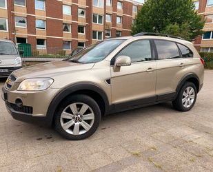 Chevrolet Chevrolet Captiva 2.0 LT Exclusive 4WD 7-Sitzer LT Gebrauchtwagen