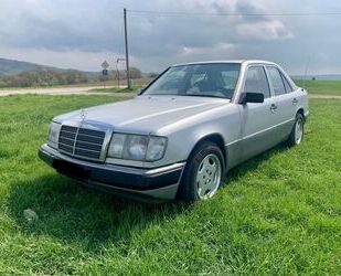 Mercedes-Benz Mercedes-Benz E 220 W124 Mopf 1 ZV SV Gebrauchtwagen