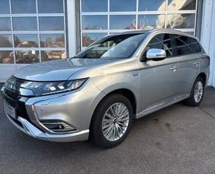 Mitsubishi Mitsubishi Plug-in Hybrid Outlander 2.4 Intro Edit Gebrauchtwagen