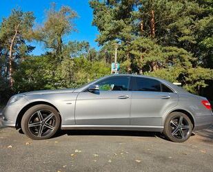 Mercedes-Benz Mercedes-Benz E 220 CDI BlueEFFICIENCY ELEGANCE EL Gebrauchtwagen