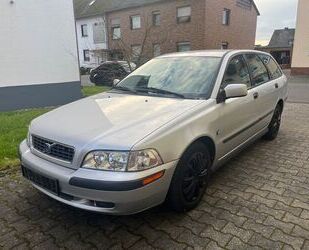 Volvo Volvo V40 Classic Limited Edition 1.9D Comfort 85k Gebrauchtwagen