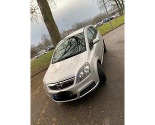 Opel Opel Zafira 1.6 Twinport Cosmo Cosmo Gebrauchtwagen