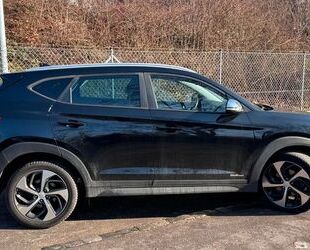 Hyundai Hyundai TUSCON mit Anhängerkupplung Gebrauchtwagen