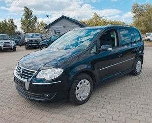 VW Volkswagen Touran 2.0TDI Highline 7 Sitze Navi PDC Gebrauchtwagen